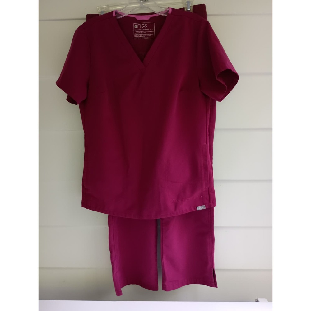 Figs Scrubs Set V Neck 2 pocket Top S/ Kade Cargo Pants S/P
